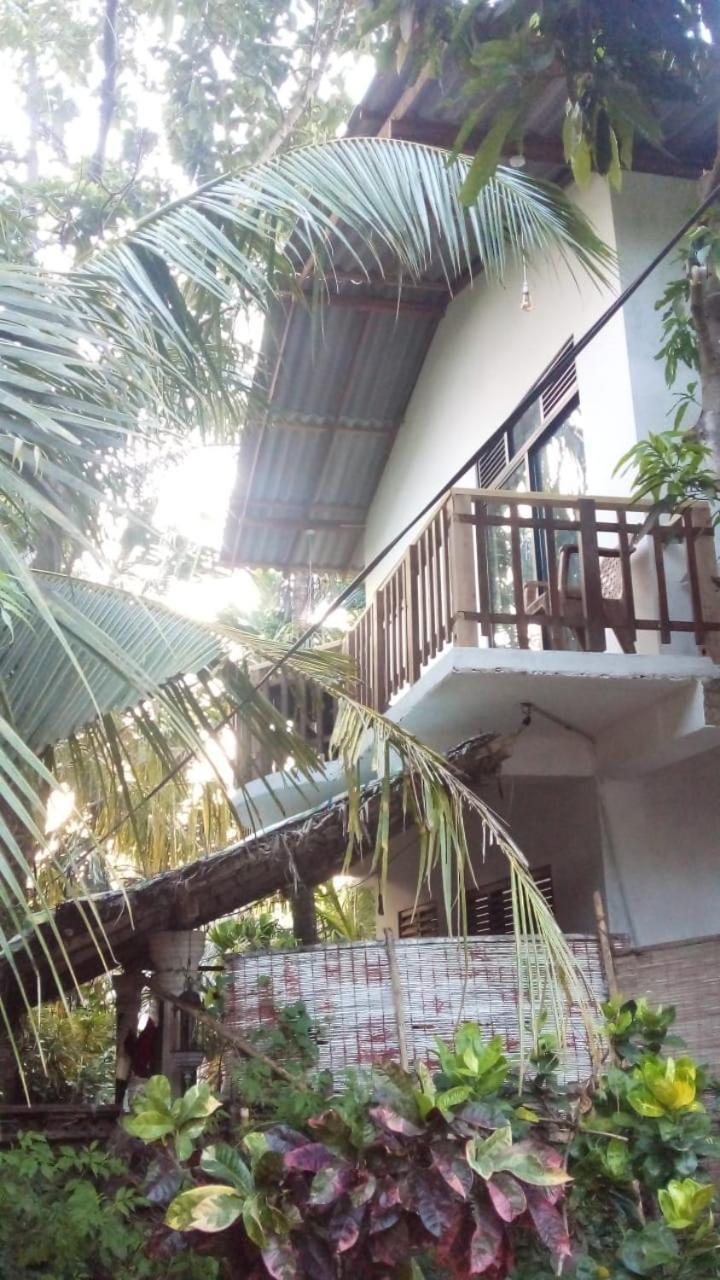 Yunal'S Place Matara Exterior photo