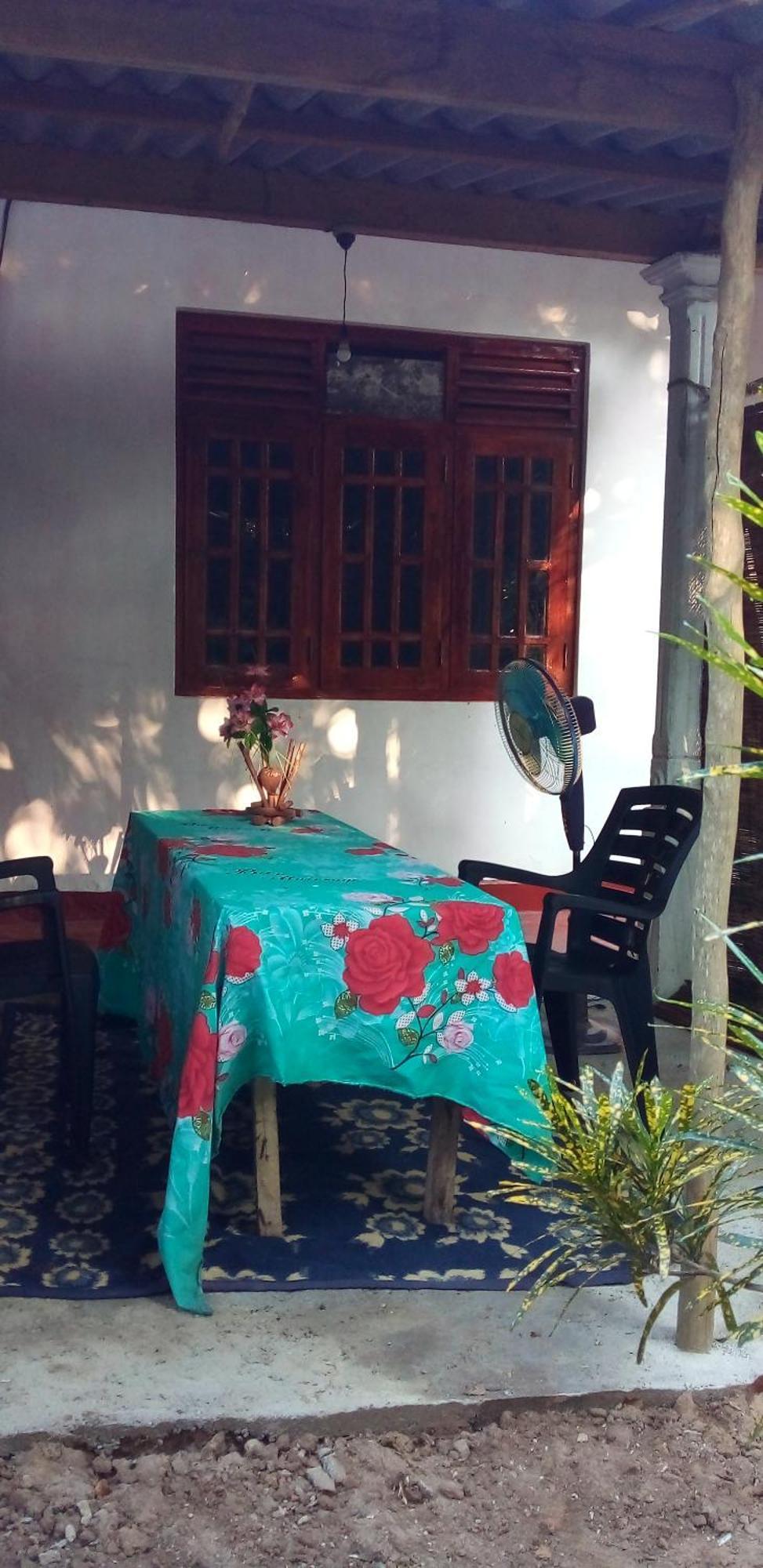 Yunal'S Place Matara Room photo